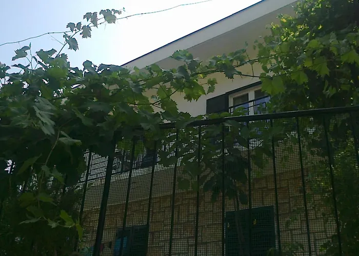 Casa de hóspedes Sentic 3*